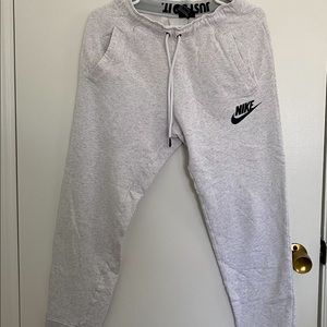 Nike - Sweats